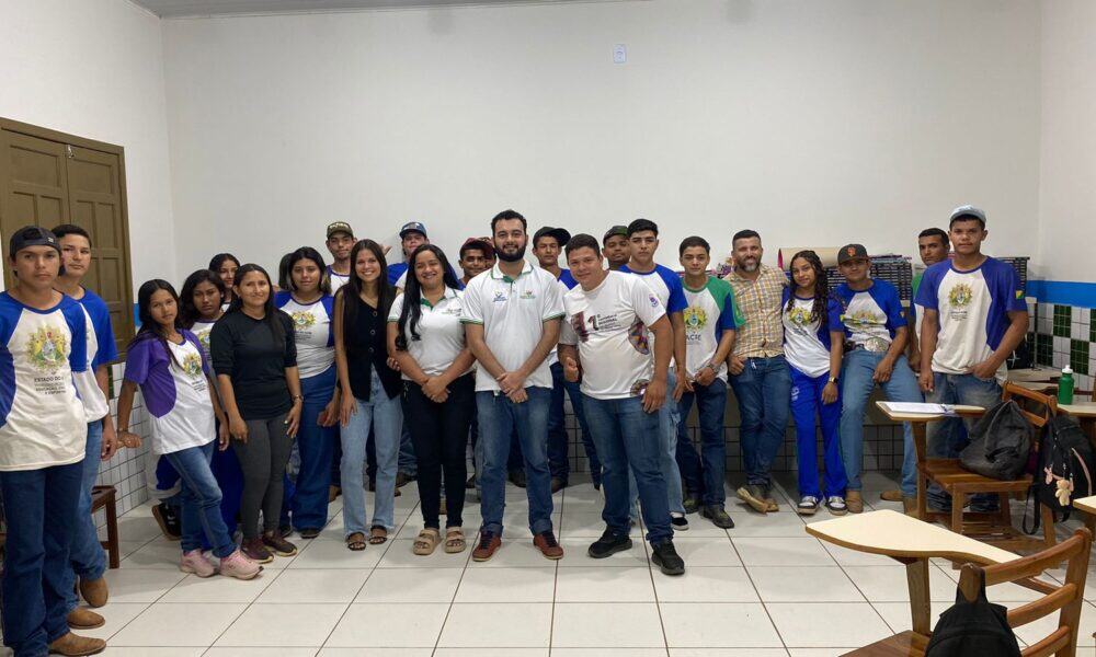 Palestra Sobre Gravidez na Adolescência Mobiliza Jovens em Assis Brasil Imagem do artigo