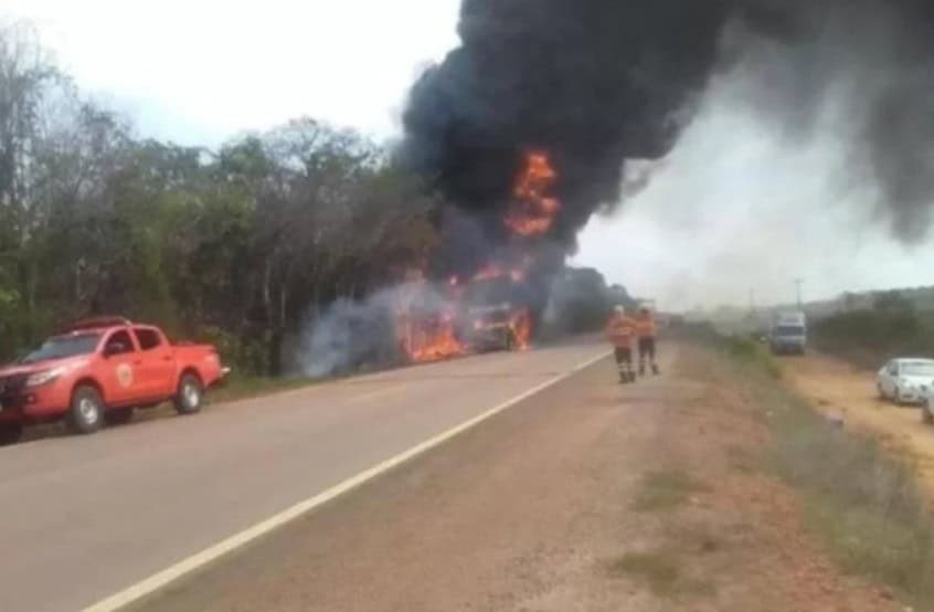 Governo do Acre Solicita Afastamento de Conselheira do TCE em Meio a Polêmica Imagem do artigo