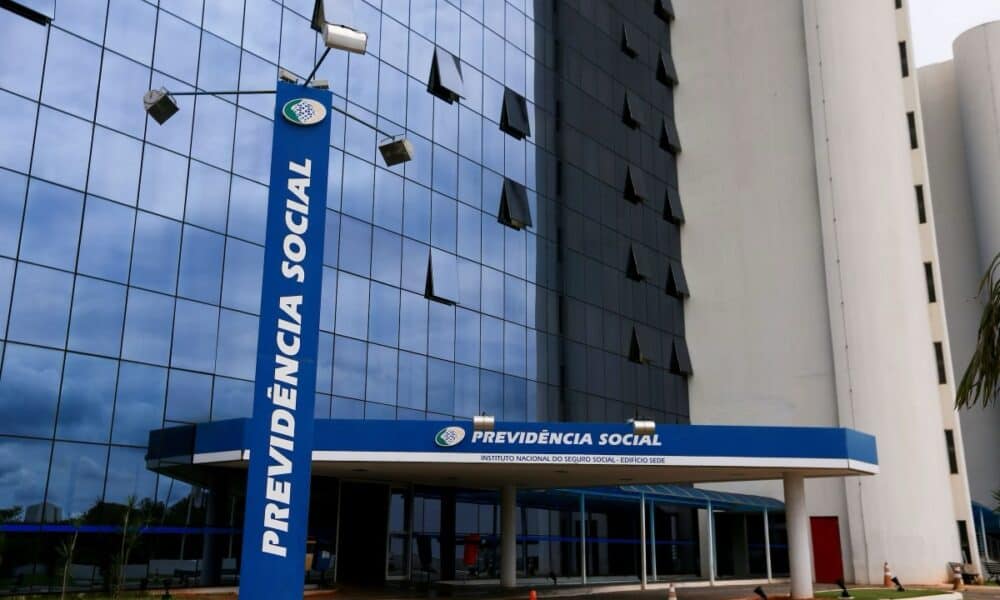 CGU Revela Falhas no Controle de Descontos do INSS e Assume Perigos Imagem do artigo