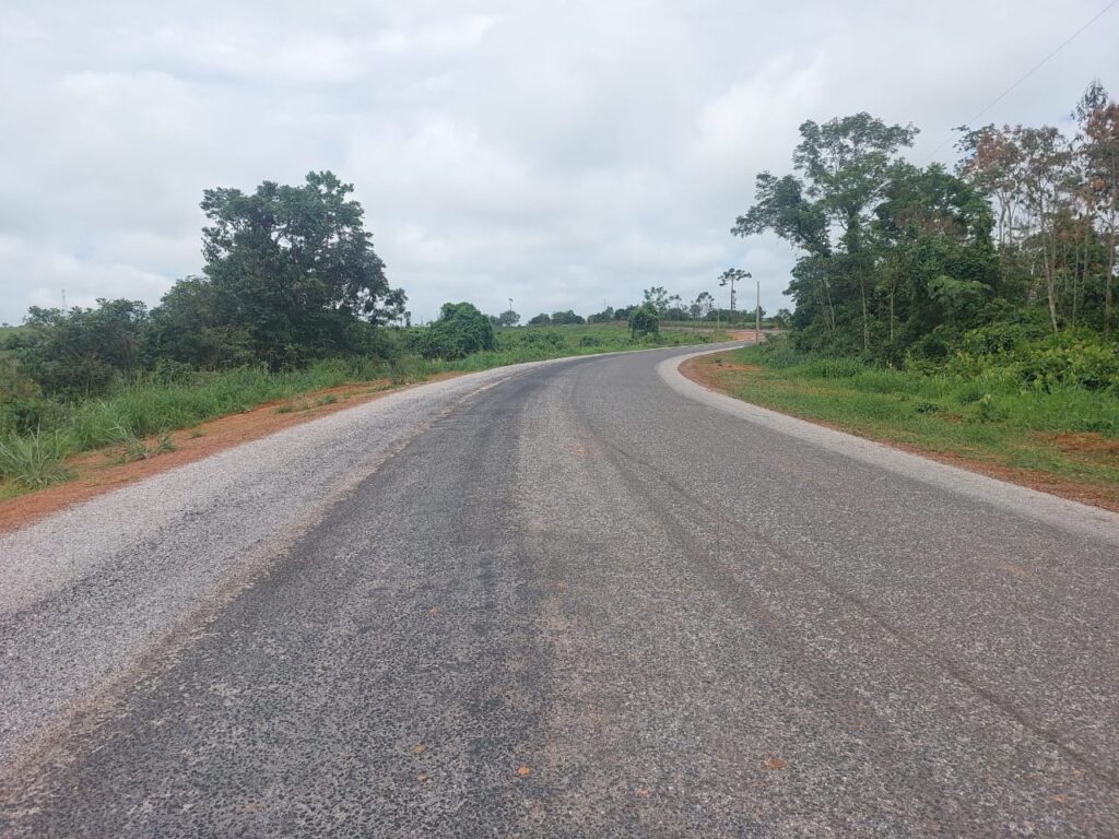 Pavimentação da AC-445 entre Bujari e Porto Acre é Concluída pelo Deracre Imagem do artigo