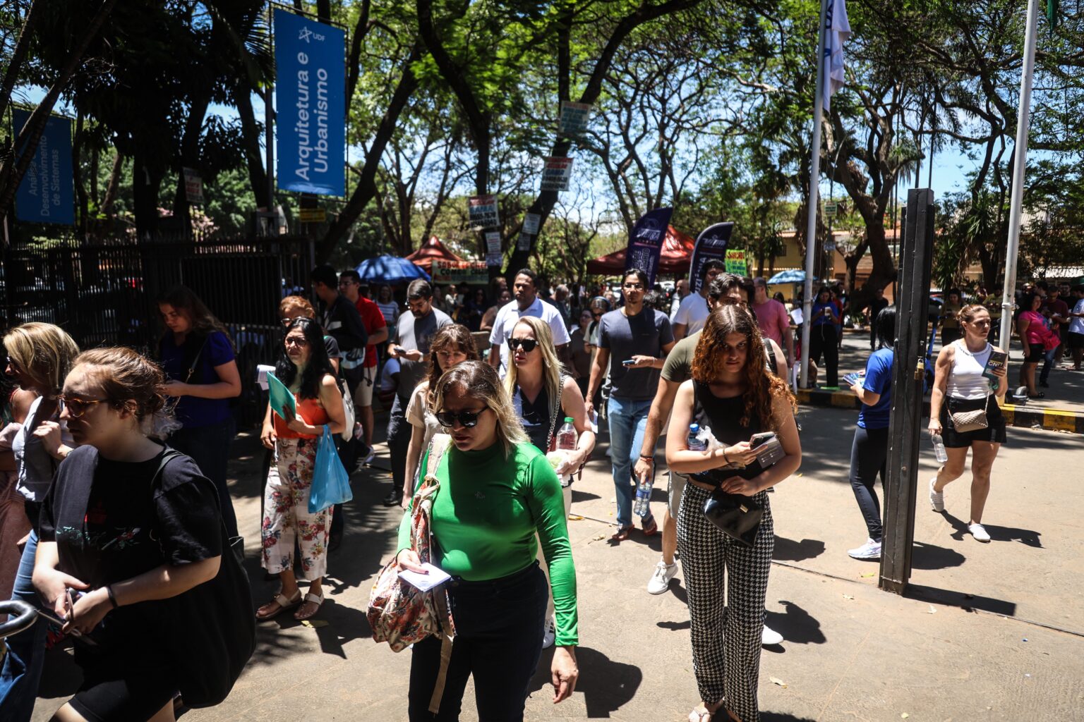 CNU 2025: Comparecimento de 80% nas Provas Discursivas Surpreende Governo Imagem do artigo