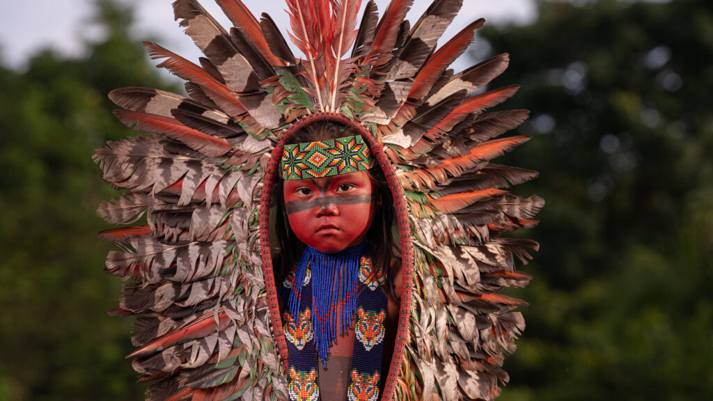 O Renascimento Cultural do Povo Shawãdawa: Uma Celebração Fotográfica O Renascimento Cultural do Povo Shawãdawa: Uma Celebração Fotográfica