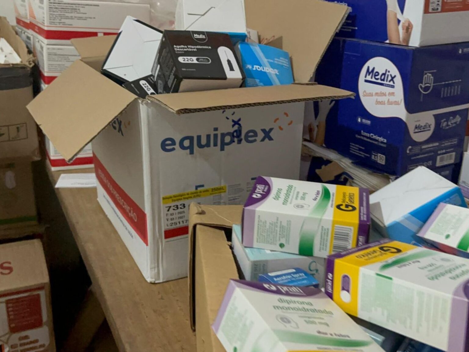 Polícia Investiga Desvio de Medicamentos da Rede Pública no Acre Polícia Investiga Desvio de Medicamentos da Rede Pública no Acre