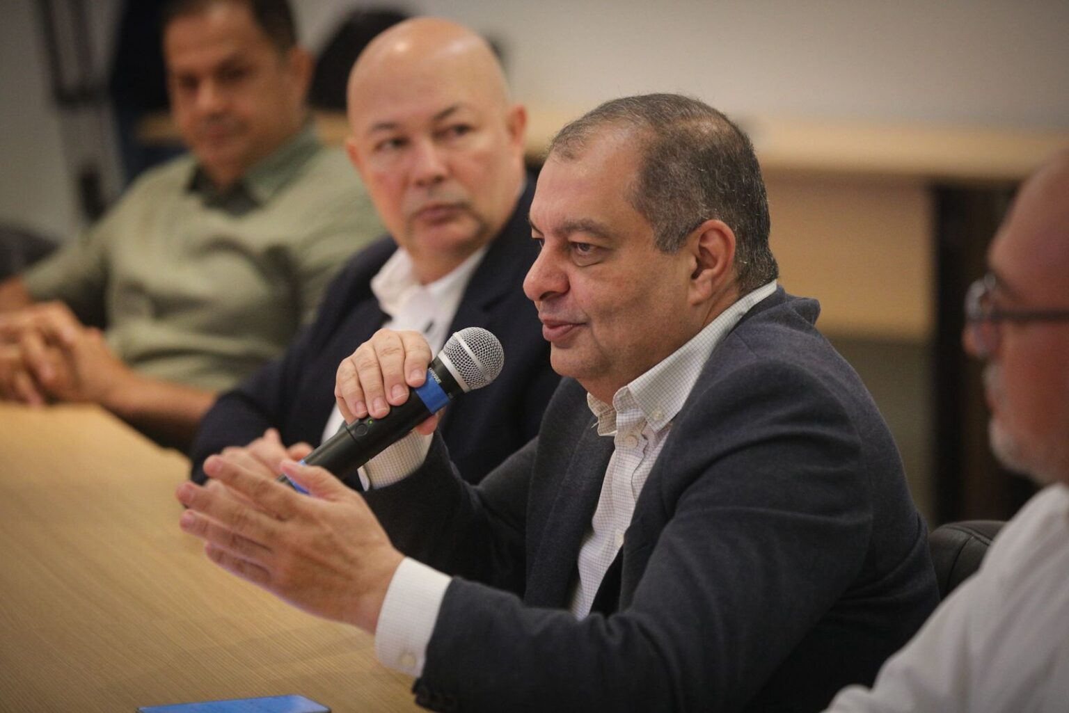 Avanços da Indústria Acreana: Panorama e Estratégias para o Futuro Avanços da Indústria Acreana: Panorama e Estratégias para o Futuro