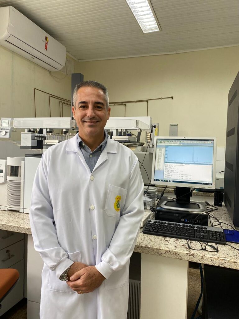 Laboratório de Toxicologia da Polícia Civil do Acre: Desempenho Excepcional no Ensaio Nacional do Inmetro Laboratório de Toxicologia da Polícia Civil do Acre: Desempenho Excepcional no Ensaio Nacional do In