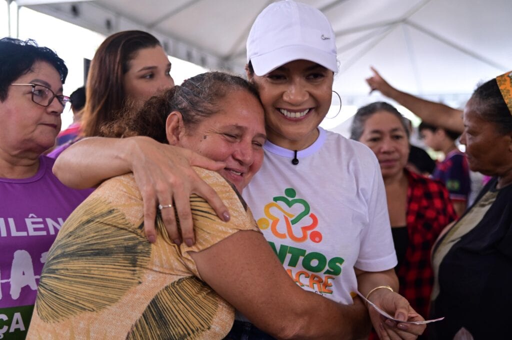 Vice-governadora Mailza Assis Avança em Ações Sociais no Calafate Vice-governadora Mailza Assis Avança em Ações Sociais no Calafate