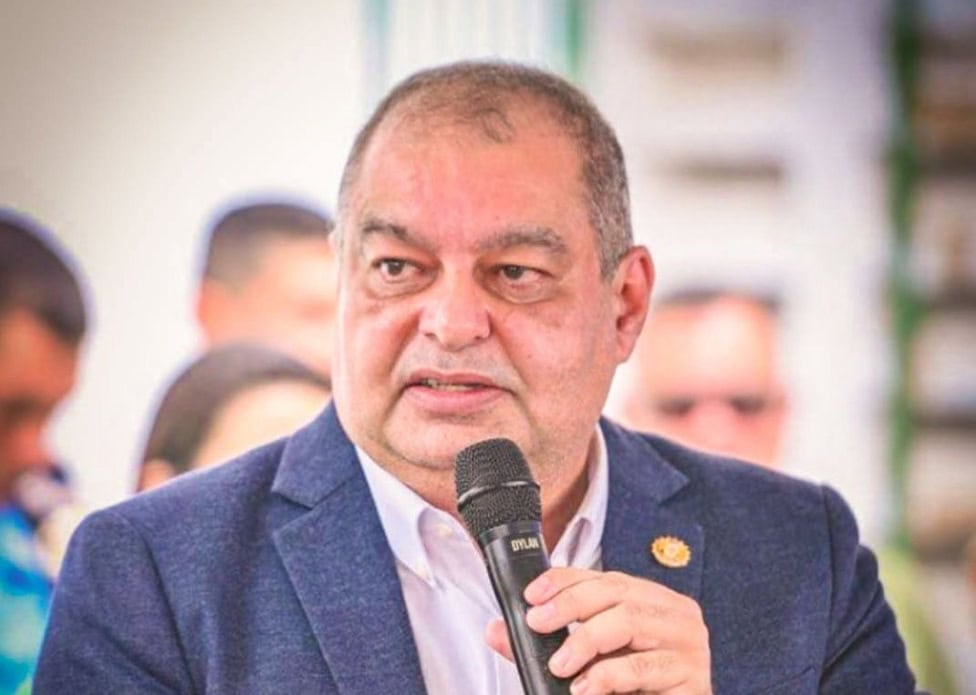 Acre Avança em Inovação: Um Novo Ciclo de Desenvolvimento em 4 Anos Acre Avança em Inovação: Um Novo Ciclo de Desenvolvimento em 4 Anos