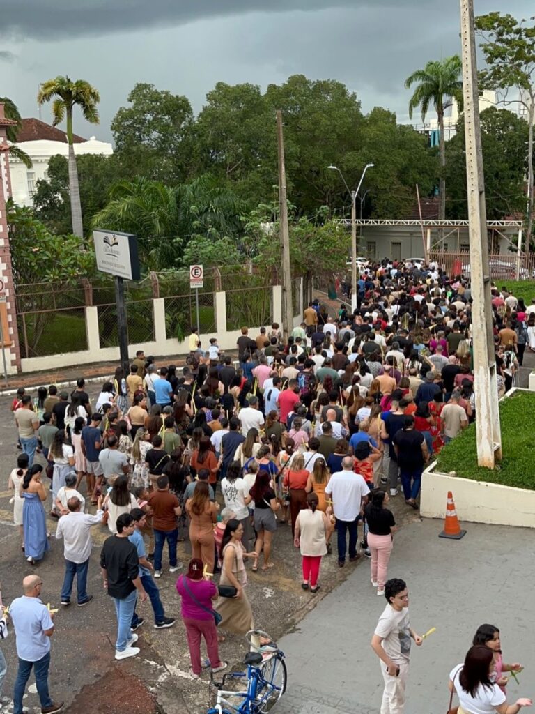 Celebrando a Sexta-Feira Santa em Rio Branco: Tradição e Encenação na Gameleira Celebrando a Sexta-Feira Santa em Rio Branco: Tradição e Encenação na Gameleira