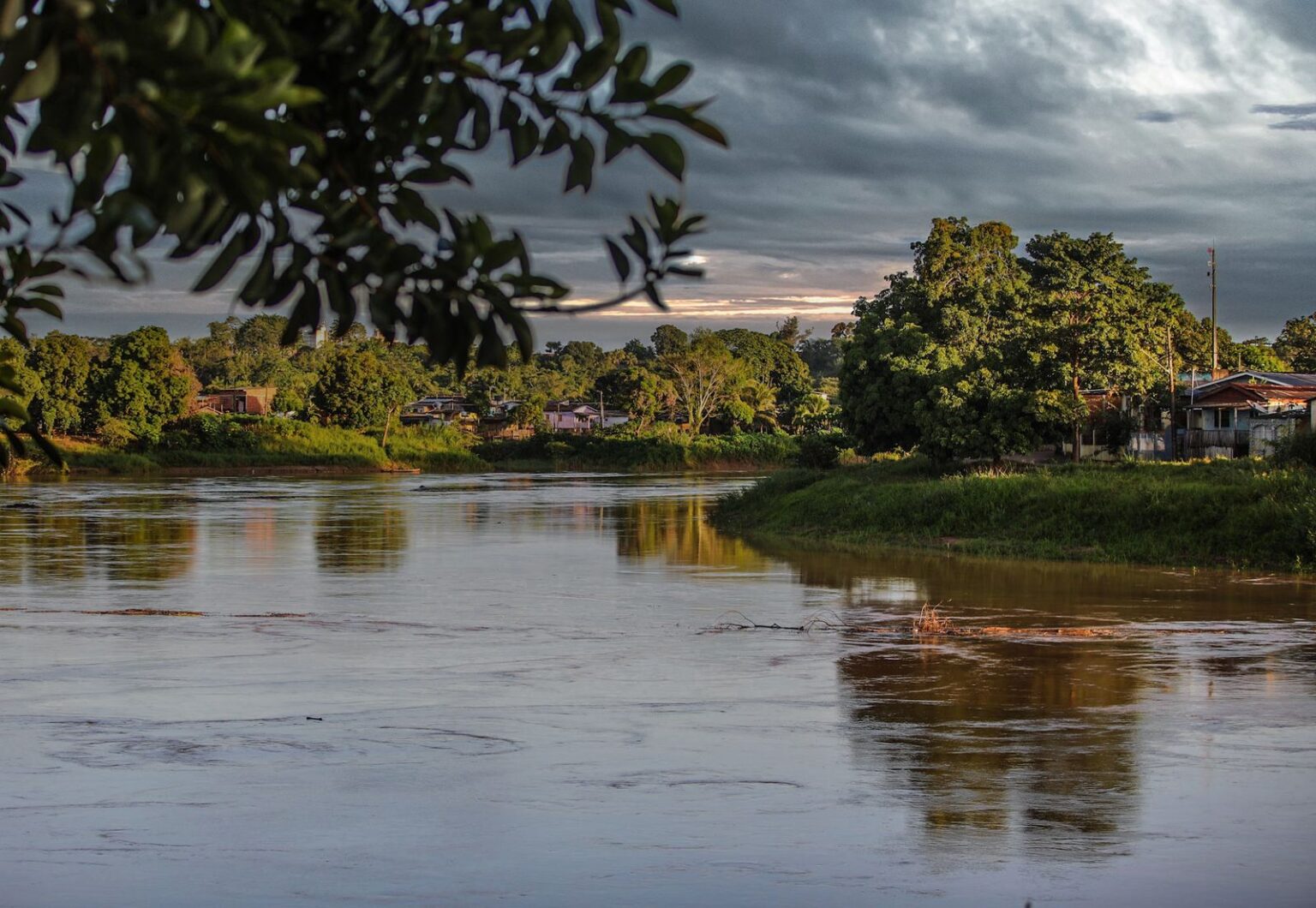Nível do Rio Acre em Rio Branco Atinge 12,12 Metros em Boletim Atualizado Nível do Rio Acre em Rio Branco Atinge 12,12 Metros em Boletim Atualizado
