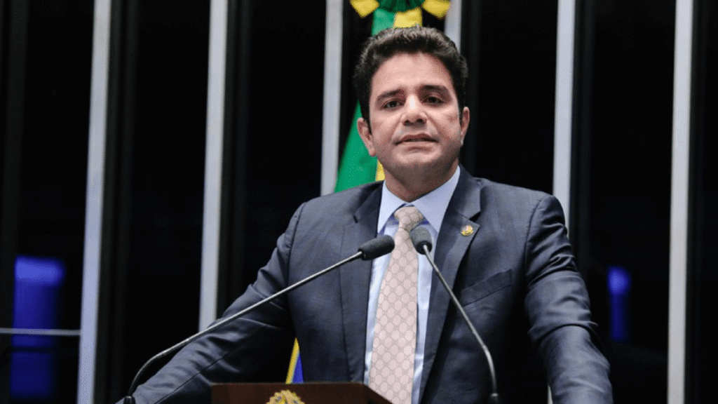 Ex-Governador do Acre Recebe 25 Anos de Prisão e Fica Inelegível Ex-Governador do Acre Recebe 25 Anos de Prisão e Fica Inelegível