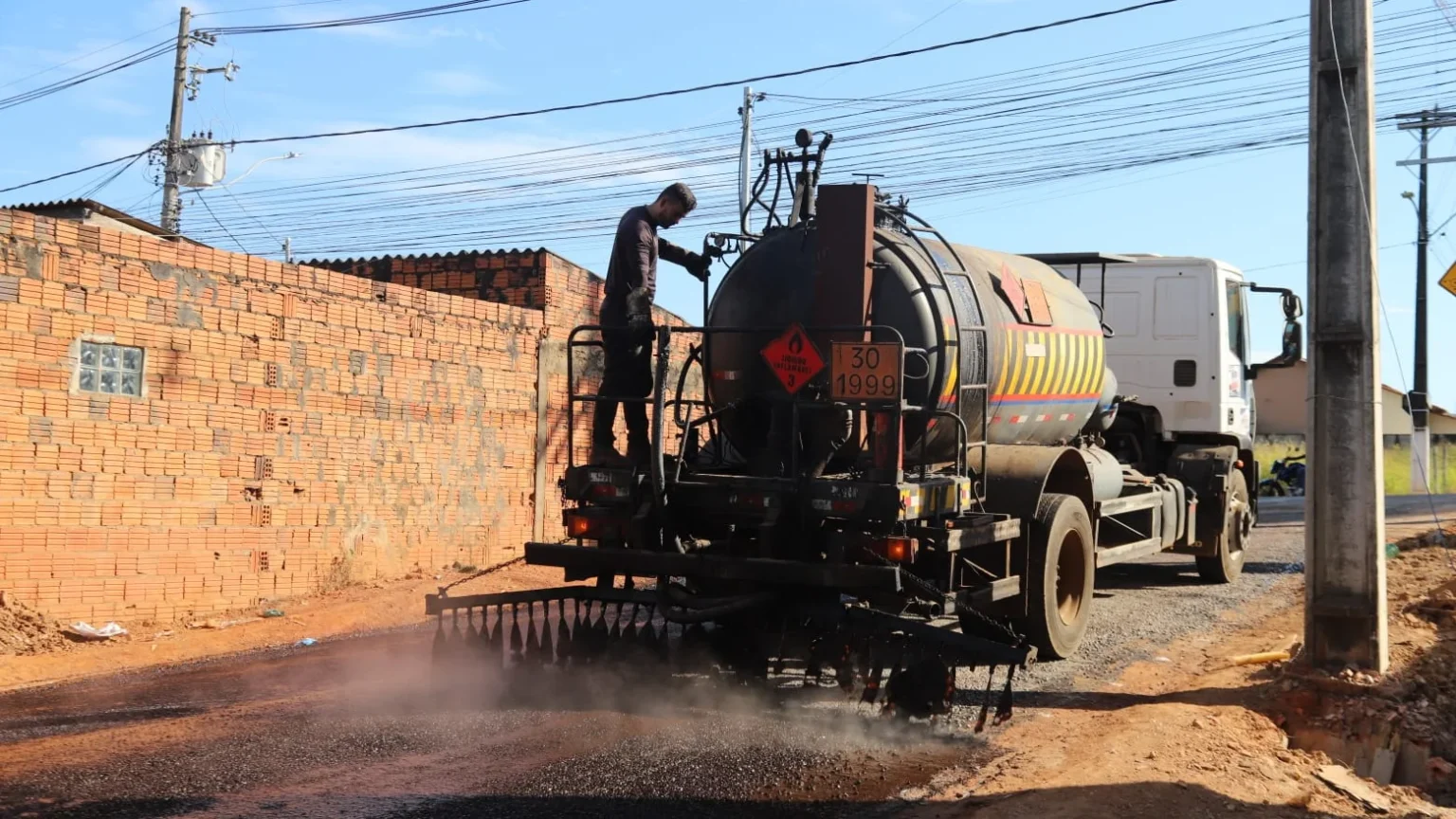Rua São José ganha pavimentação inovadora para maior durabilidade