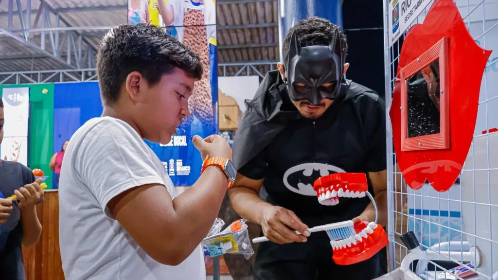 Geração Sorriso Saudável promove educação bucal para crianças e famílias na Expoacre