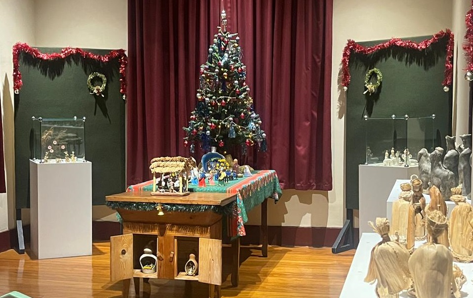 Exposição de Presépios no Forum da Cultura: Uma Tradição Natalina com Mais de 60 Peças Exposição de Presépios no Forum da Cultura: Uma Tradição Natalina com Mais de 60 Peças