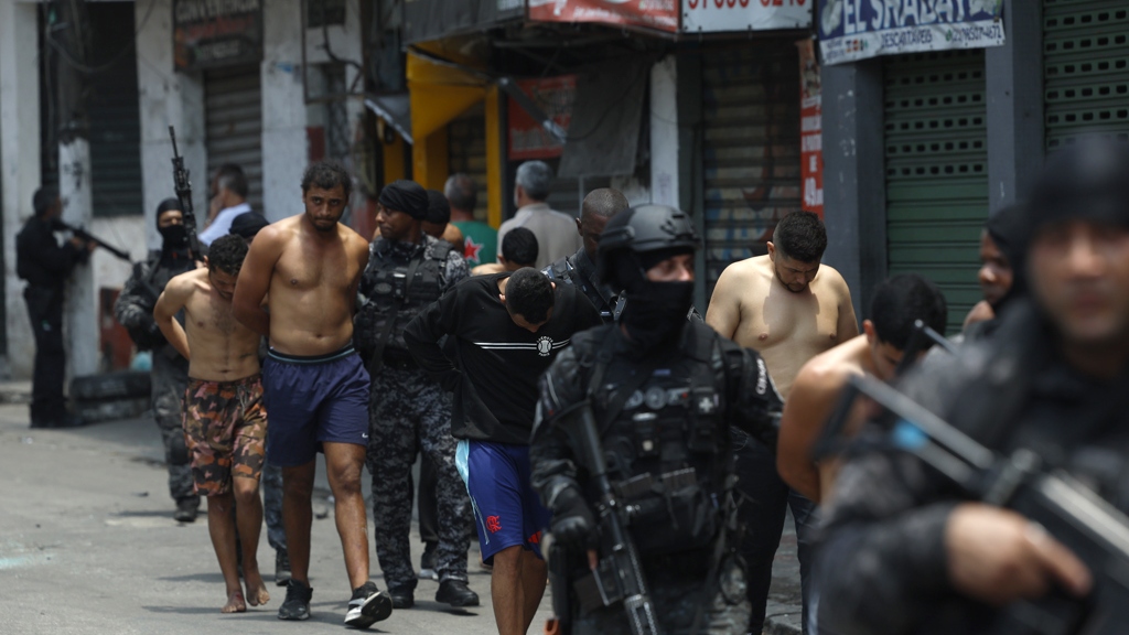 RJ Lança Plano de Segurança Focado em Investigações de Policiais e Políticos RJ Lança Plano de Segurança Focado em Investigações de Policiais e Políticos