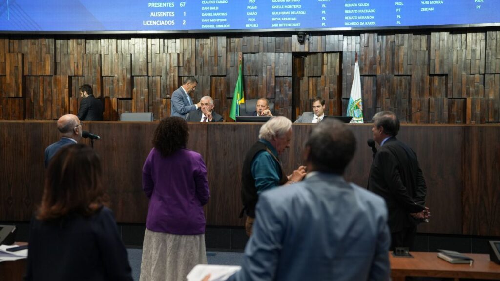 Alerj Retoma Atividades em Contexto de Disputa Política no RJ