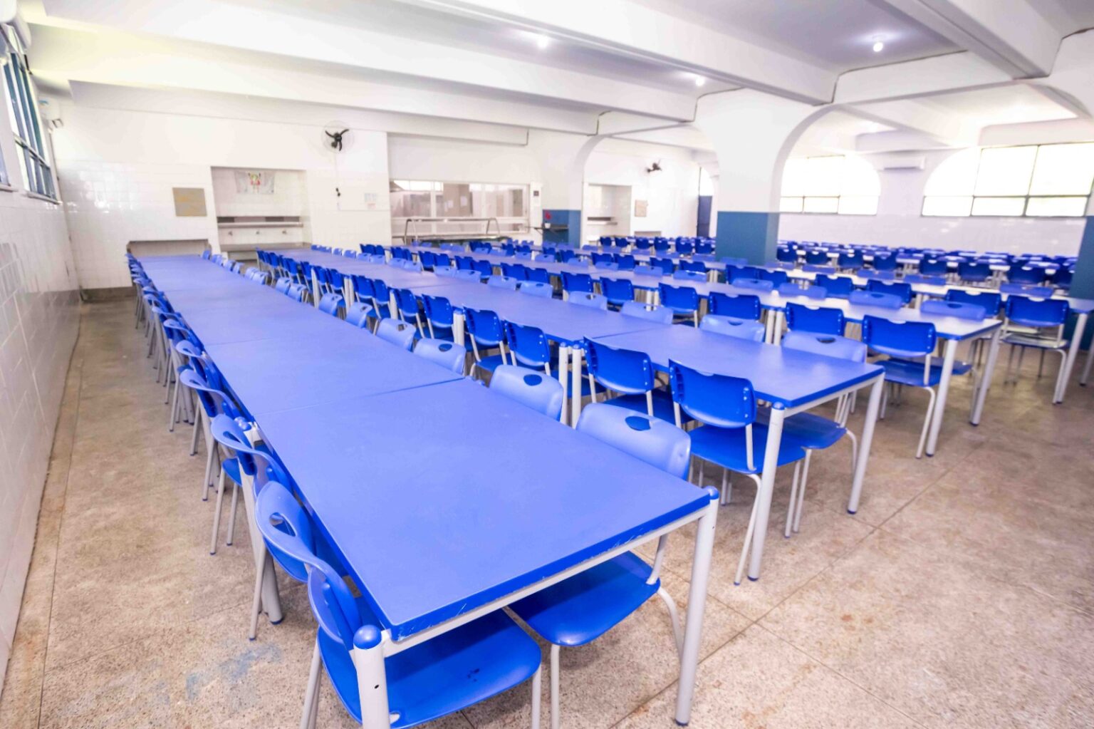 Governo do Estado Renova Infraestrutura Escolar com Investimentos Significativos