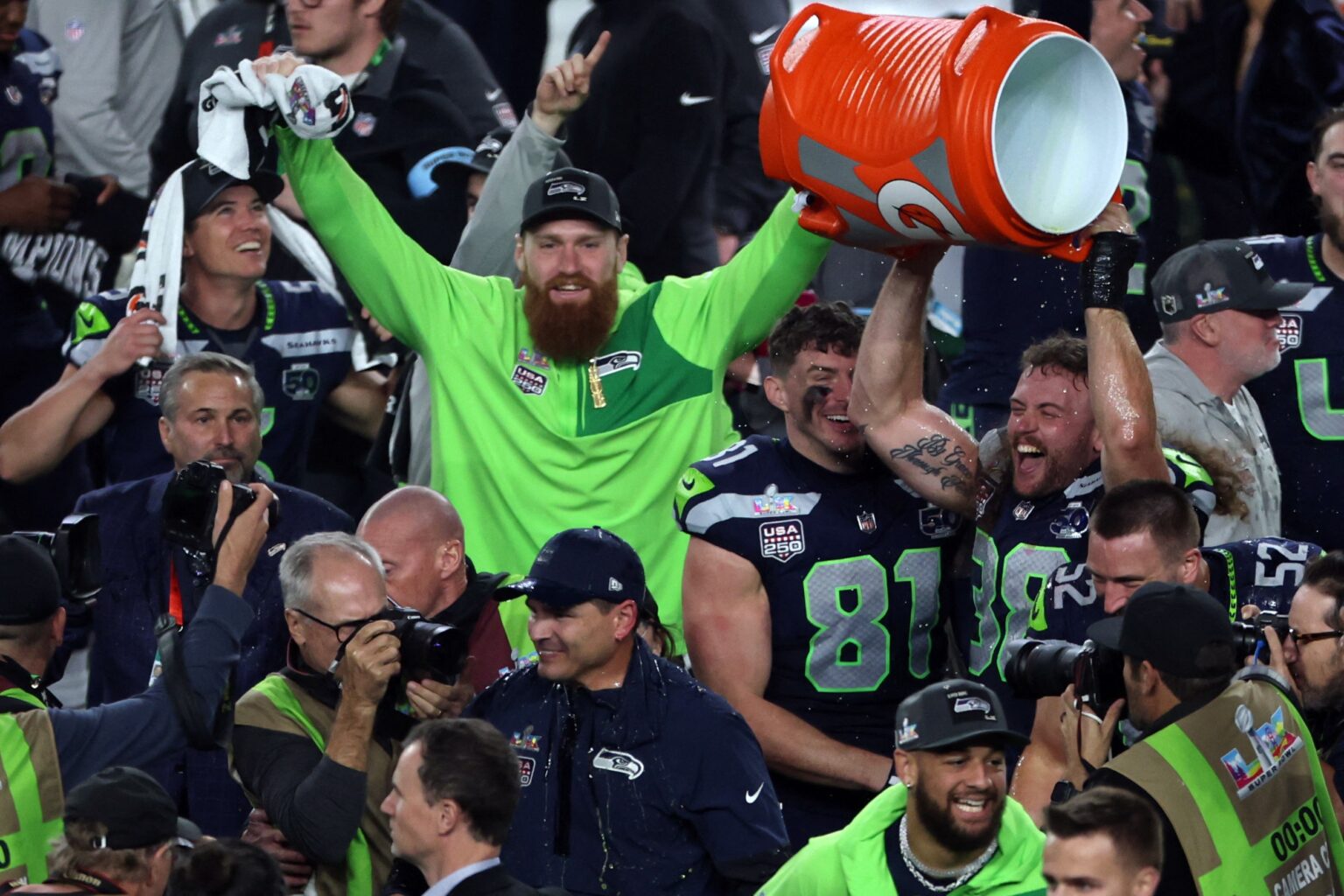 Seattle Seahawks à Venda Após Título da NFL: Recorde Bilionário em Jogo