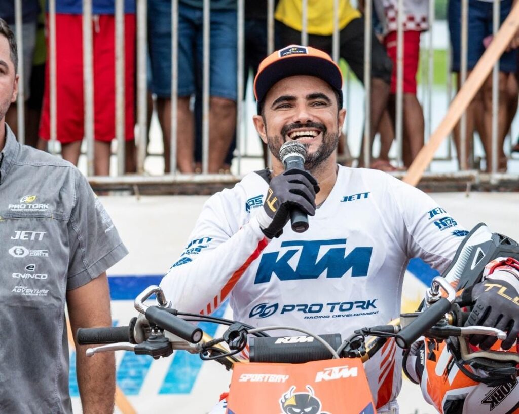Joaninha Agita o Pará com Show Imperdível de Freestyle Motocross na Trilha do Arrepio