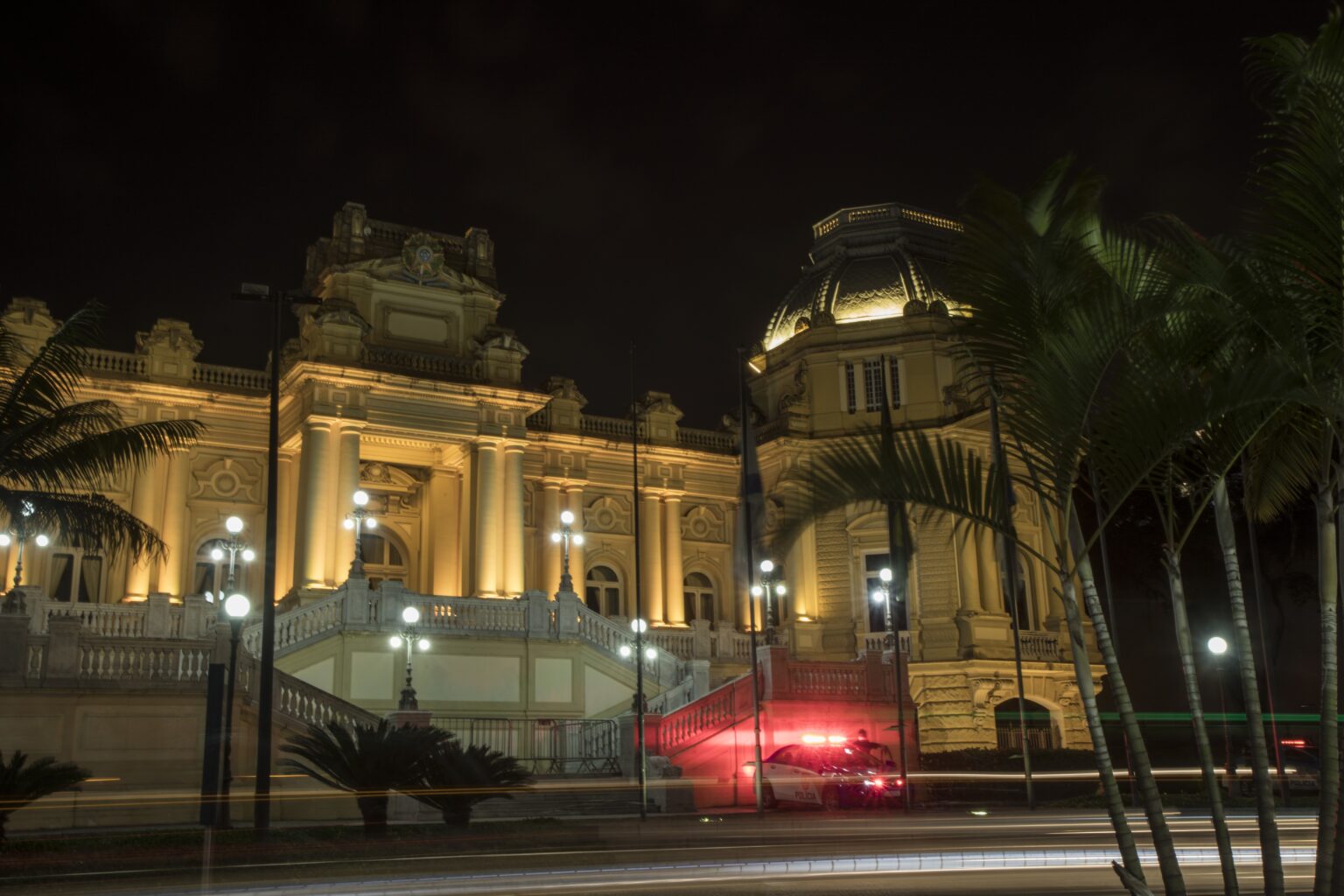 STF Deve Analisar Crise Política no Rio de Janeiro: Urgência e Consequências