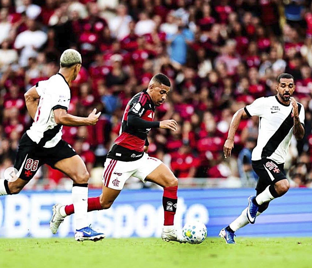 Clássico carioca emocionante: Flamengo e Vasco empatam em 2 a 2