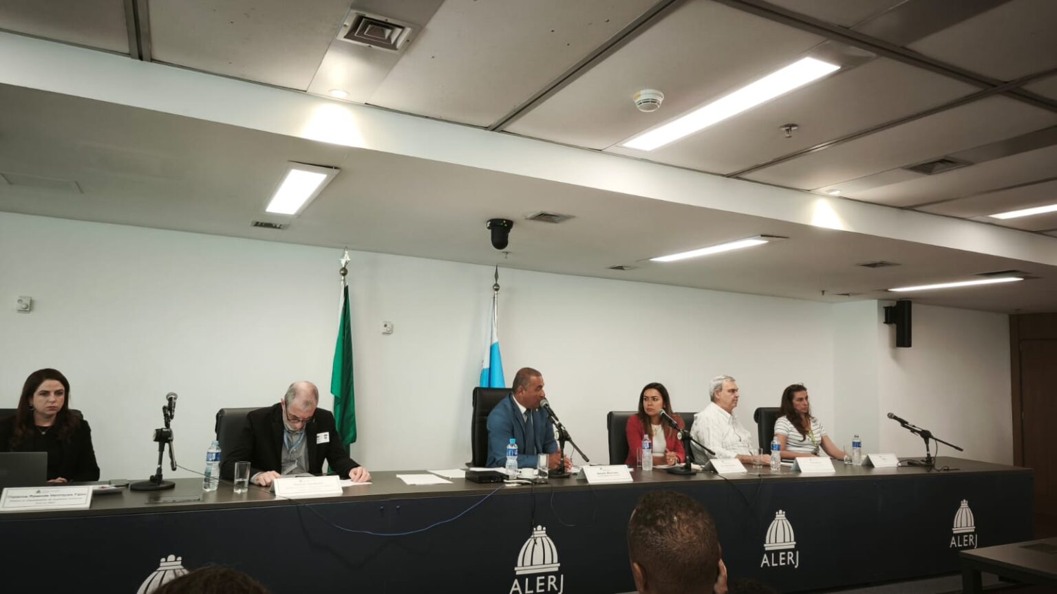 CPI Investiga Falta de Tratamento de Chorume no RJ e Seus Impactos na Saúde
