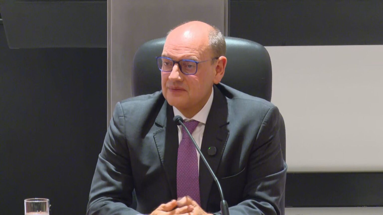 Governador Interino do RJ Concede Autonomia Total à Perícia Criminal no Estado
