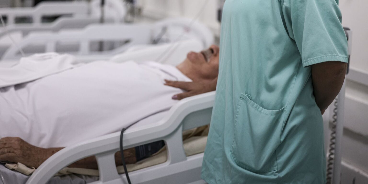 Quase mil médicos foram agredidos no trabalho no RJ desde 2018