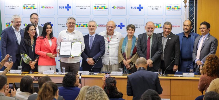 Ministério da Saúde Lança Auxílio de Transporte para Pacientes em Radioterapia Imagem do artigo