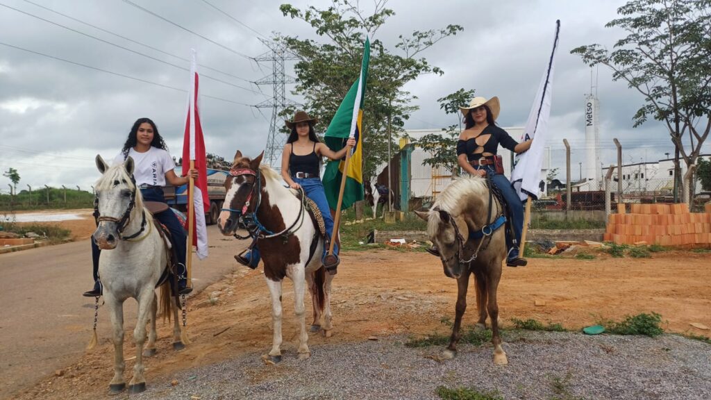 Cavalgada da Vila Cedere I: Tradição e Cultura Fortalecem Comunidade Cavalgada da Vila Cedere I: Tradição e Cultura Fortalecem Comunidade