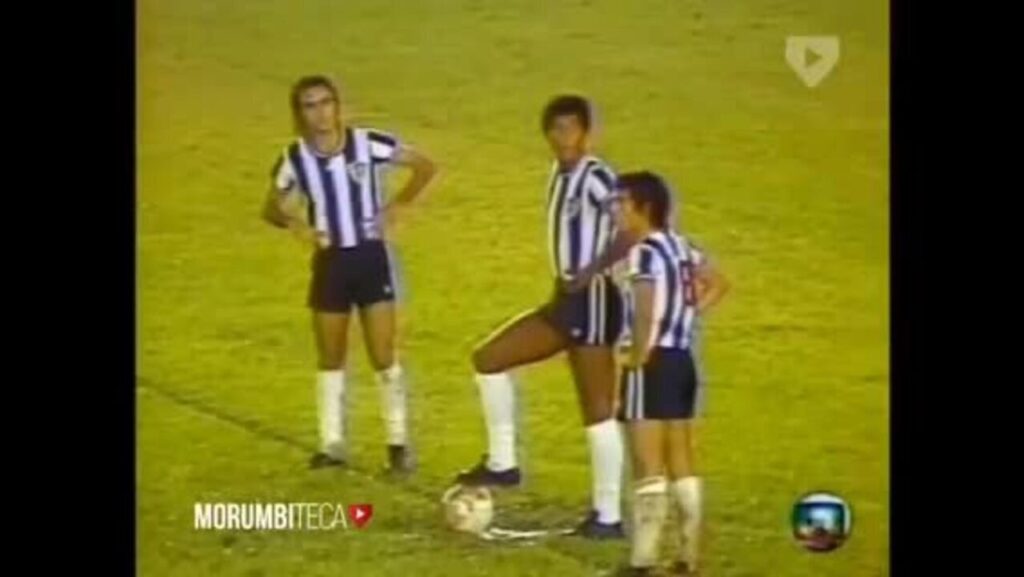Joãozinho Paulista Recebe Homenagem Emocionante do Atlético-MG: 'Sou Muito Grato'