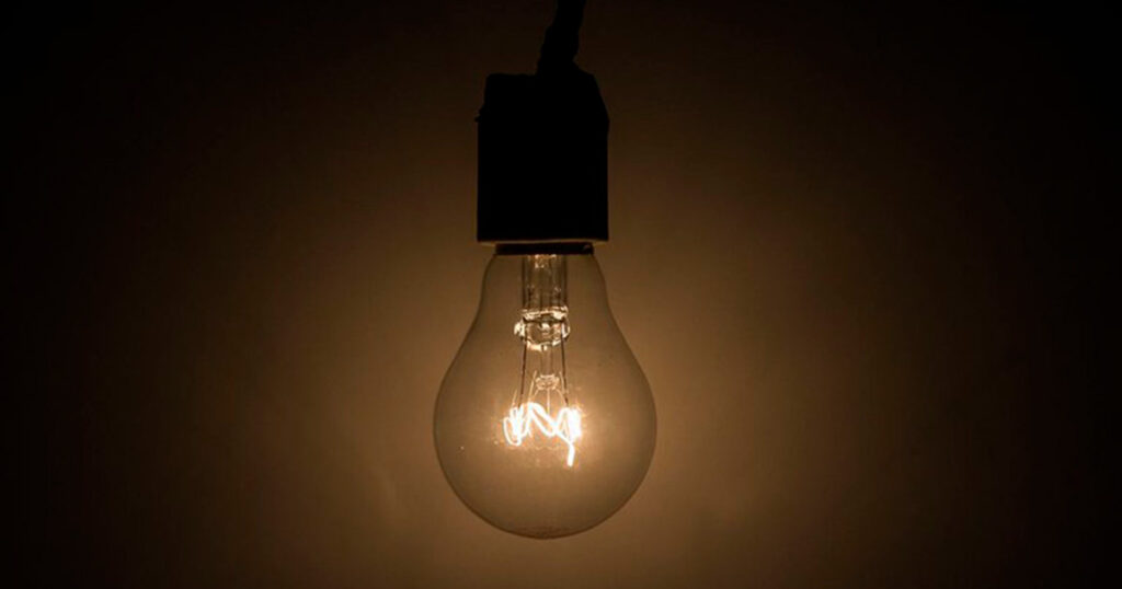 Alunos da Escola Politécnica Desenvolvem Tecnologia Revolucionária para Religação de Energia Alunos da Escola Politécnica Desenvolvem Tecnologia Revolucionária para Religação de Energia