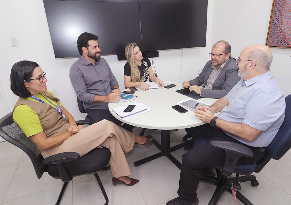 Gabinete da Saúde é Instalado no Huse para Aprimorar Gestão Hospitalar Gabinete da Saúde é Instalado no Huse para Aprimorar Gestão Hospitalar