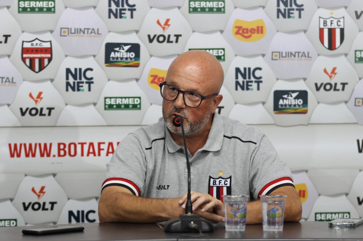 Elenco do Botafogo-SP Está Fechado para a Série B, Afirma André Leite