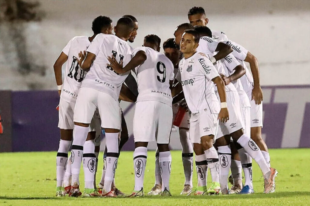 Santos Enfrenta Derrota Dura na Vila Belmiro e Agrava Crise no Campeonato Brasileiro Imagem do artigo