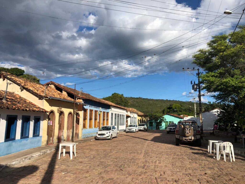 Igatu: A Vila Mágica da Bahia que Encanta com Sua História e Beleza Natural Igatu: A Vila Mágica da Bahia que Encanta com Sua História e Beleza Natural