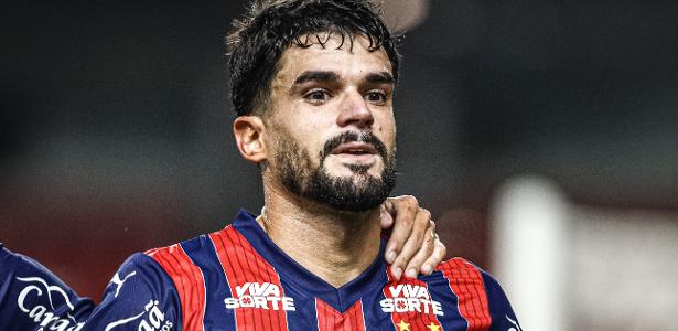 Bahia Rejeita Empréstimo do São Paulo e Prioriza Venda Definitiva de Cauly Bahia Rejeita Empréstimo do São Paulo e Prioriza Venda Definitiva de Cauly