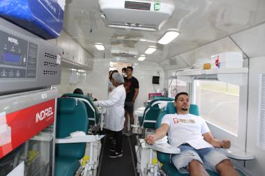 Dia D da Campanha de Doação de Sangue no Estádio de Pituaçu: Uma Ação Solidária no Esporte Dia D da Campanha de Doação de Sangue no Estádio de Pituaçu: Uma Ação Solidária no Esporte