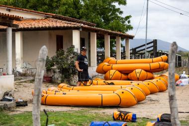 Governo da Bahia Fortalece Corrida de Aventura com Doação de 15 Caiaques Infláveis Governo da Bahia Fortalece Corrida de Aventura com Doação de 15 Caiaques Infláveis