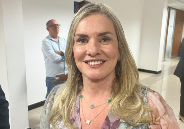 Ivana Bastos Reafirma Aliança com Otto Alencar e Envia Mensagem a Angelo Coronel