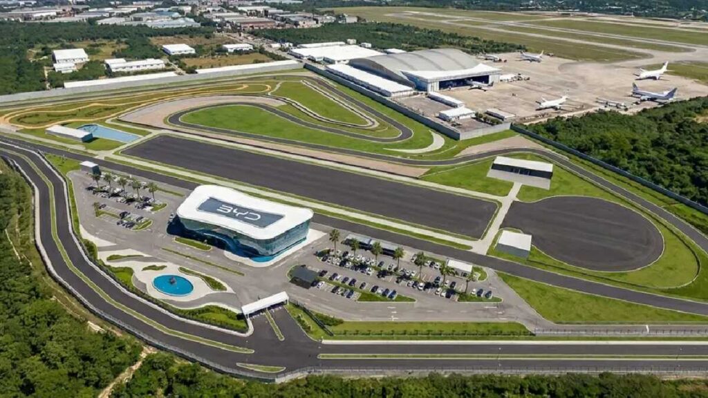 BYD Investirá R$ 300 Milhões no Rio e Criará 3 Mil Empregos na Bahia BYD Investirá R$ 300 Milhões no Rio e Criará 3 Mil Empregos na Bahia