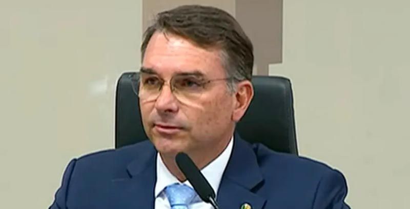 Flávio Bolsonaro Planeja Criar Ministério da Segurança Pública se Eleito