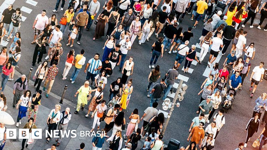 Medidas Extremas Contra o Turismo Excessivo: Soluções Inovadoras em Destinos Populares