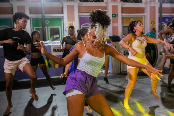 Programação Cultural Gratuita no Pelourinho: Descubra as Atrações Imperdíveis