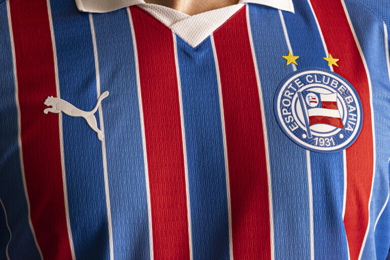 Bahia Apresenta Novo Uniforme Tricolor para 2026 com Design Inovador Bahia Apresenta Novo Uniforme Tricolor para 2026 com Design Inovador