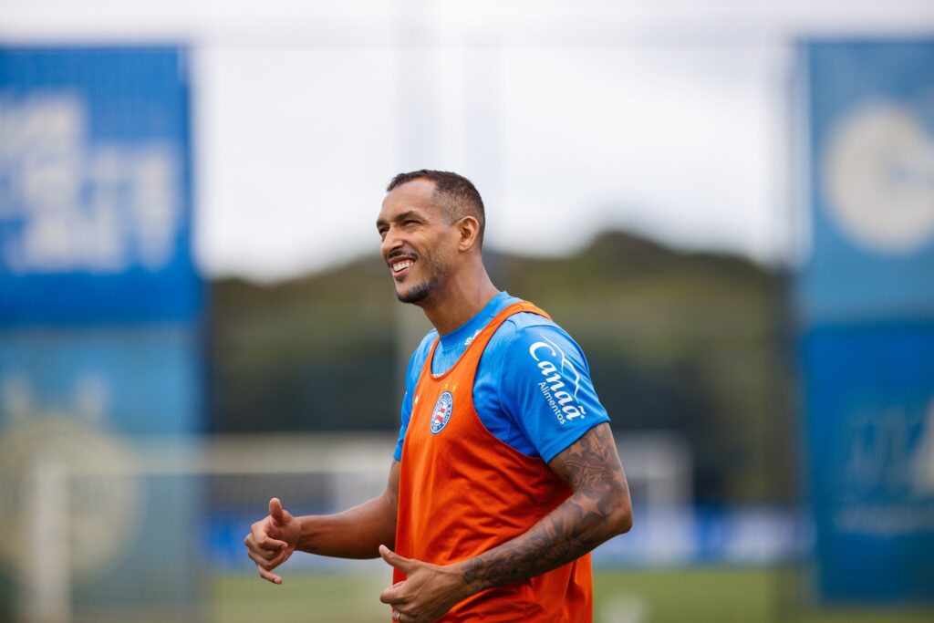 Bahia Consegue Efeito Suspensivo e David Duarte Enfrenta o Flamengo Bahia Consegue Efeito Suspensivo e David Duarte Enfrenta o Flamengo