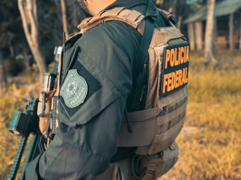 Polícia Federal Intensifica Combate à Extração Irregular de Quartzo na Bahia Polícia Federal Intensifica Combate à Extração Irregular de Quartzo na Bahia