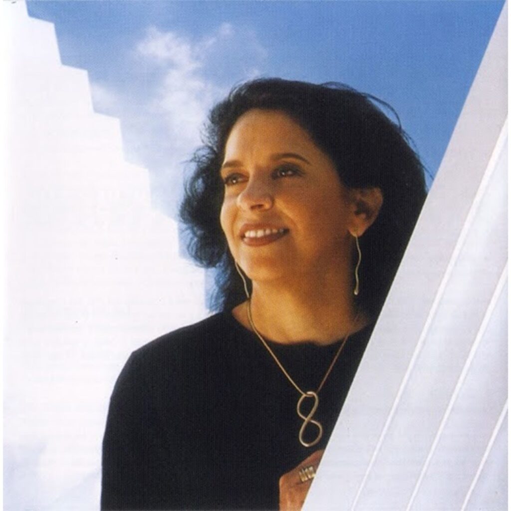 Show Histórico de Gal Costa na Bahia Ganha Álbum Póstumo Emocionante