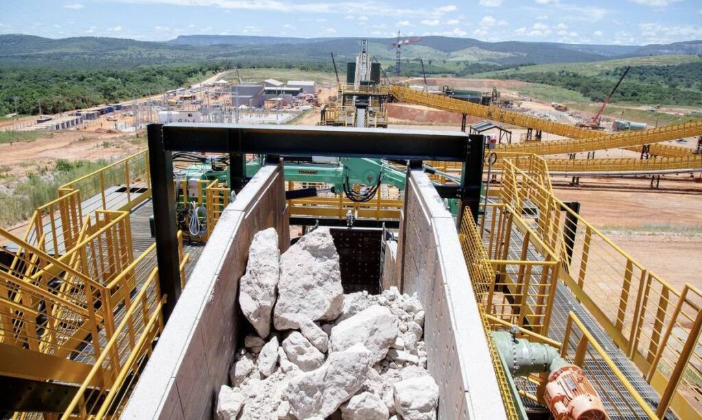 Terras Raras, Minerais Críticos e Estratégicos: Diferenças Essenciais Terras Raras, Minerais Críticos e Estratégicos: Diferenças Essenciais