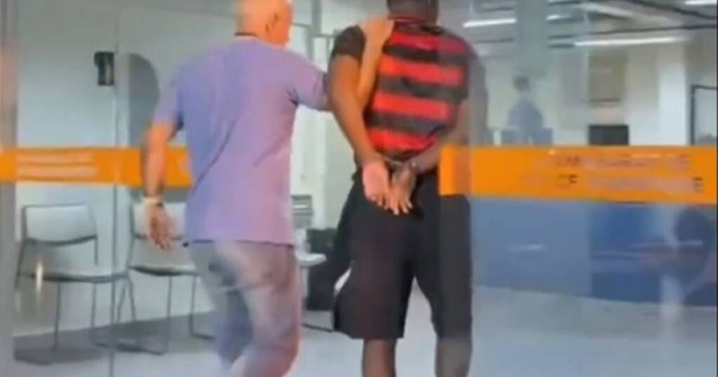 Turista Belga é Detido por Extorsão e Tortura de Canadense no Rio de Janeiro Turista Belga é Detido por Extorsão e Tortura de Canadense no Rio de Janeiro
