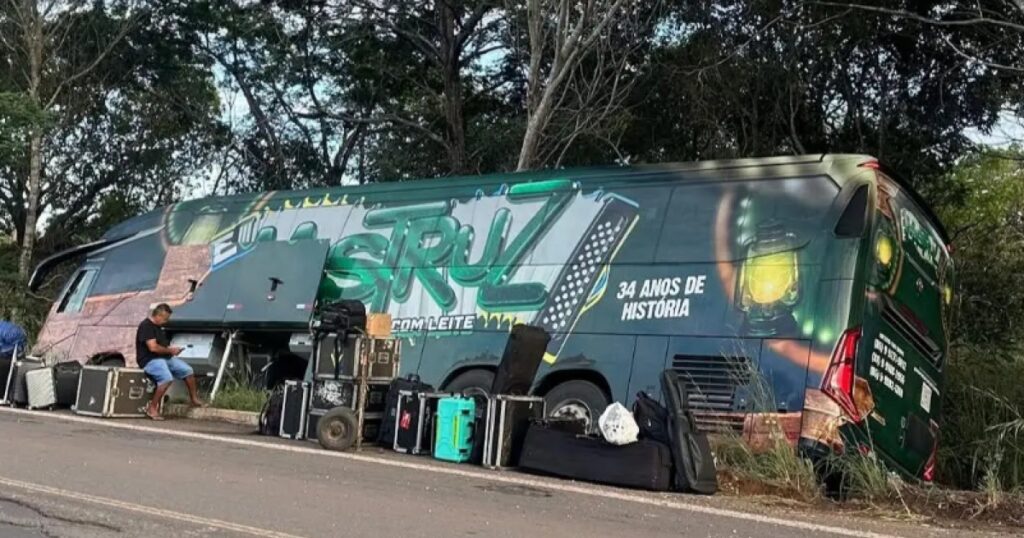 Acidente com Ônibus da Banda Mastruz com Leite: Ninguém Fisicamente Ferido